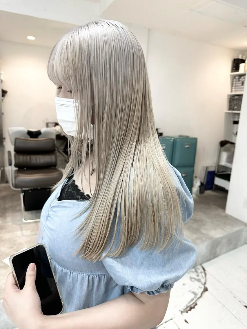 ミディアム カラー ヘアカラー トリートメント kai .のヘアスタイル