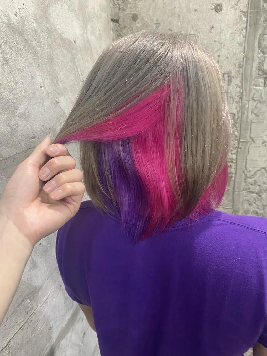 ショート カラー ヘアアレンジ ブリーチ ピンクカラー パープルカラー シルバー ヘアカラー ［似合わせヘア］ ✂︎OGURO✂︎のヘアスタイル