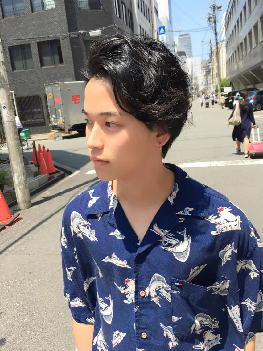 ミディアム パーマ メンズ 柔らか垢抜けｶﾗｰと ｶｯﾄ🫧ASUKAのヘアスタイル