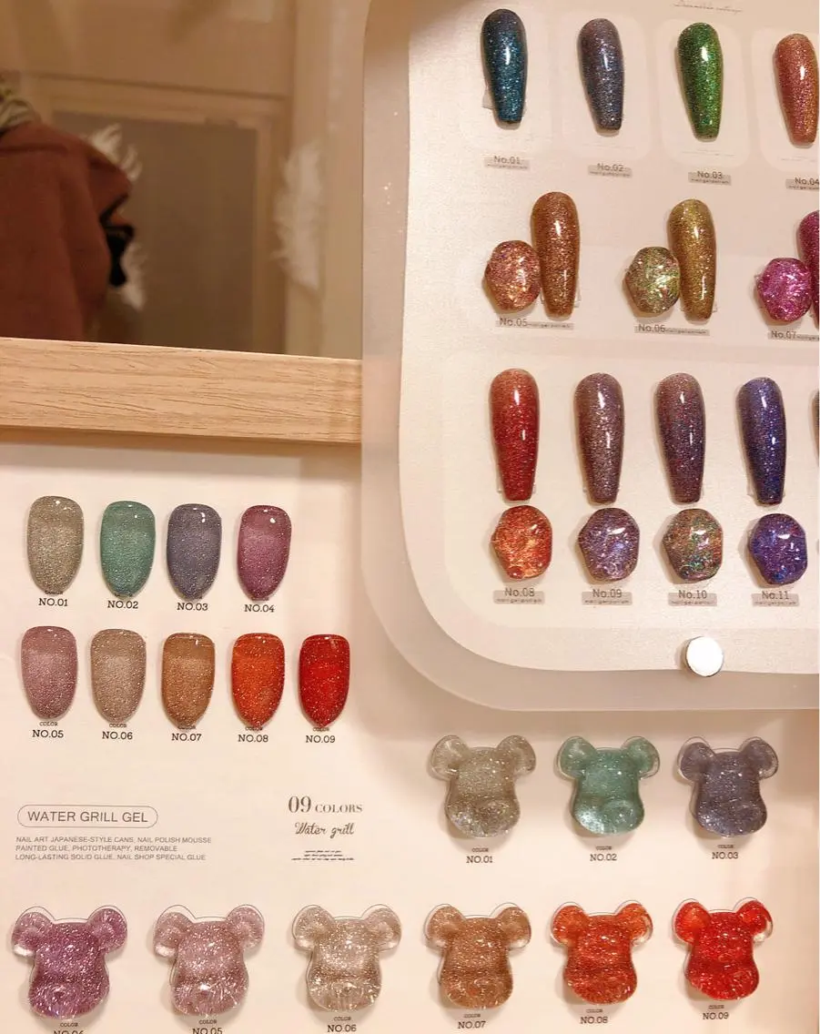 ネイル フラッシュネイル フラッシュマグ マグネットネイル 🍭Kiara Nail🍭のネイルデザイン