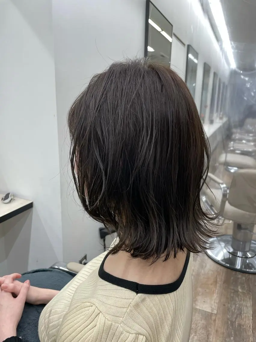 ミディアム カラー 外ハネヘア ウルフカット 栄/久屋大通り/韓国 /透明感/横山🩵のヘアスタイル