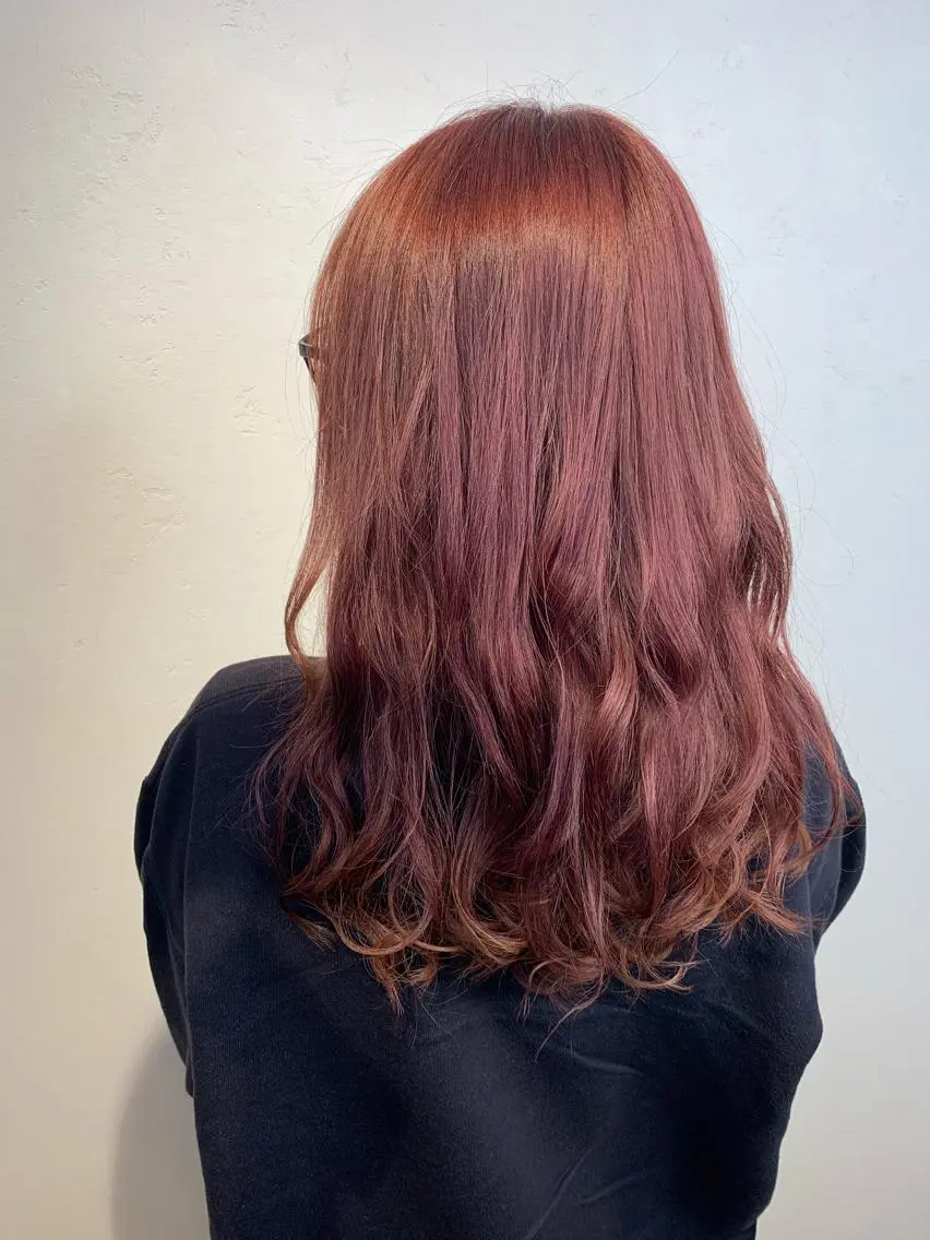 ロング カラー レッドカラー _WHITE 天神店 YUMEKA🐻のヘアスタイル