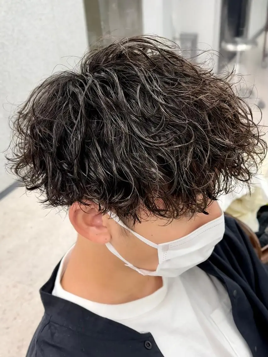 メンズ 京都河原町 メンズパーマ助川龍哉のヘアスタイル