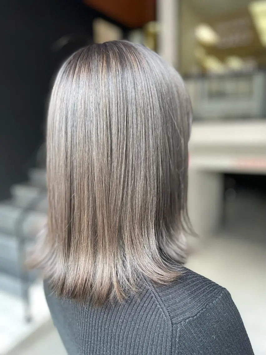 ミディアム カラー ベージュカラー カット ヘアカラー トリートメント IORI #韓国ヘア#髪質改善のヘアスタイル