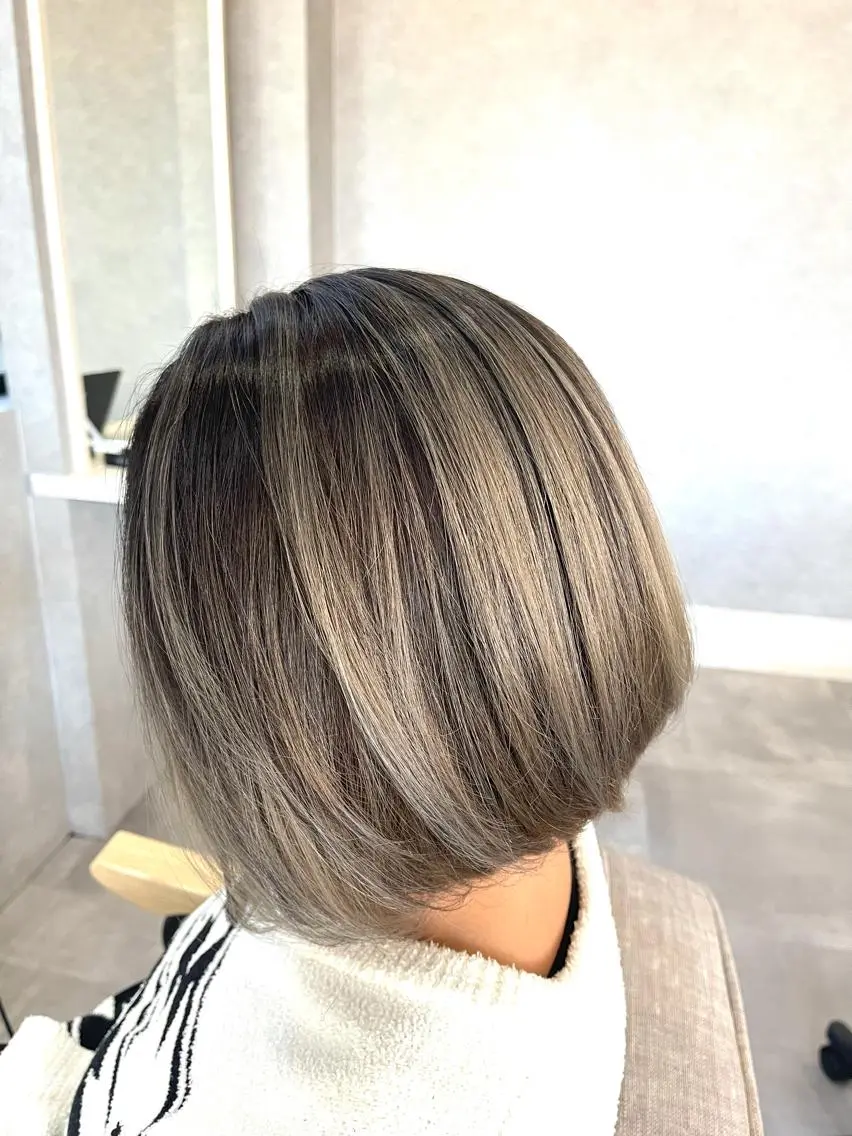 ミディアム カラー ヘアカラー 一ノ瀬 暁のヘアスタイル
