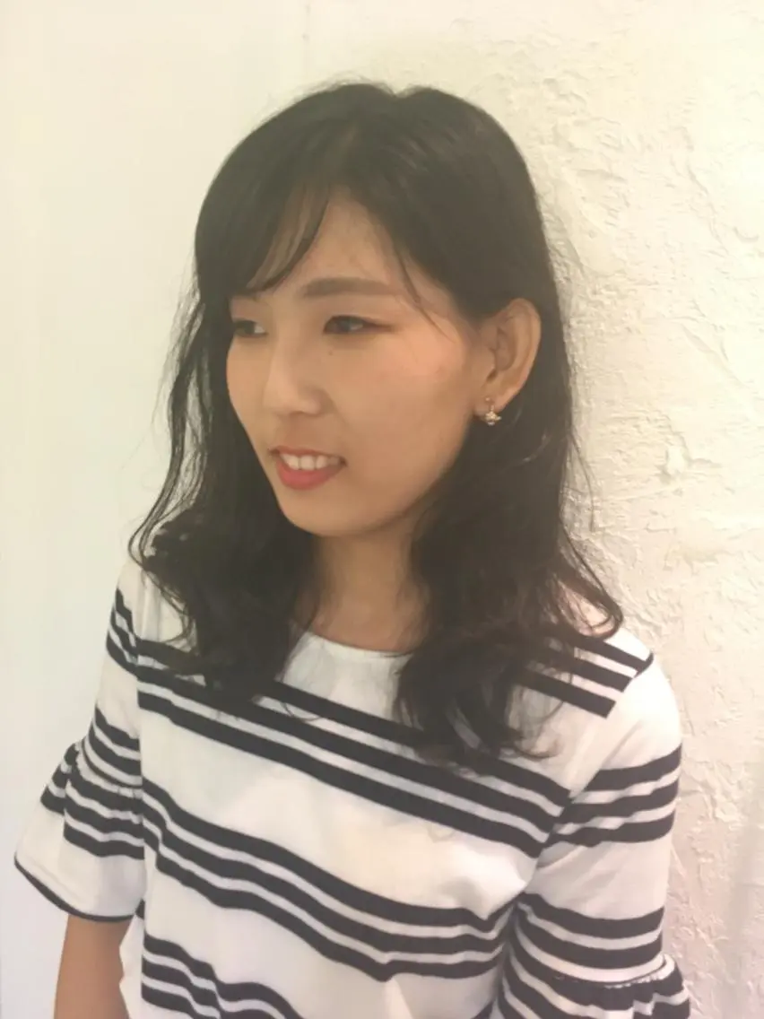 ロング GOSSIP信国 瑞絵のヘアスタイル