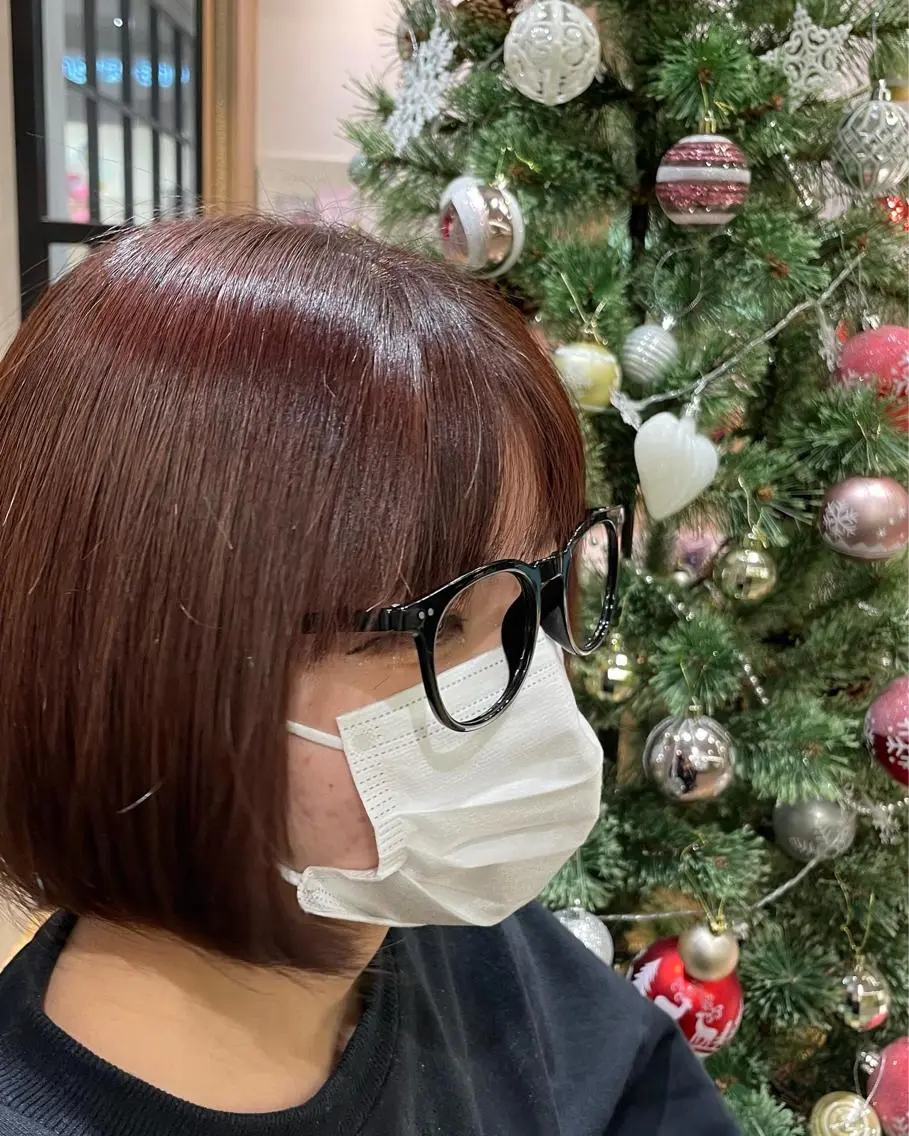 ショート カラー ブリーチ ブラウンカラー ピンクカラー ピンクブラウン 《ショートモデル》 服部未夢のヘアスタイル