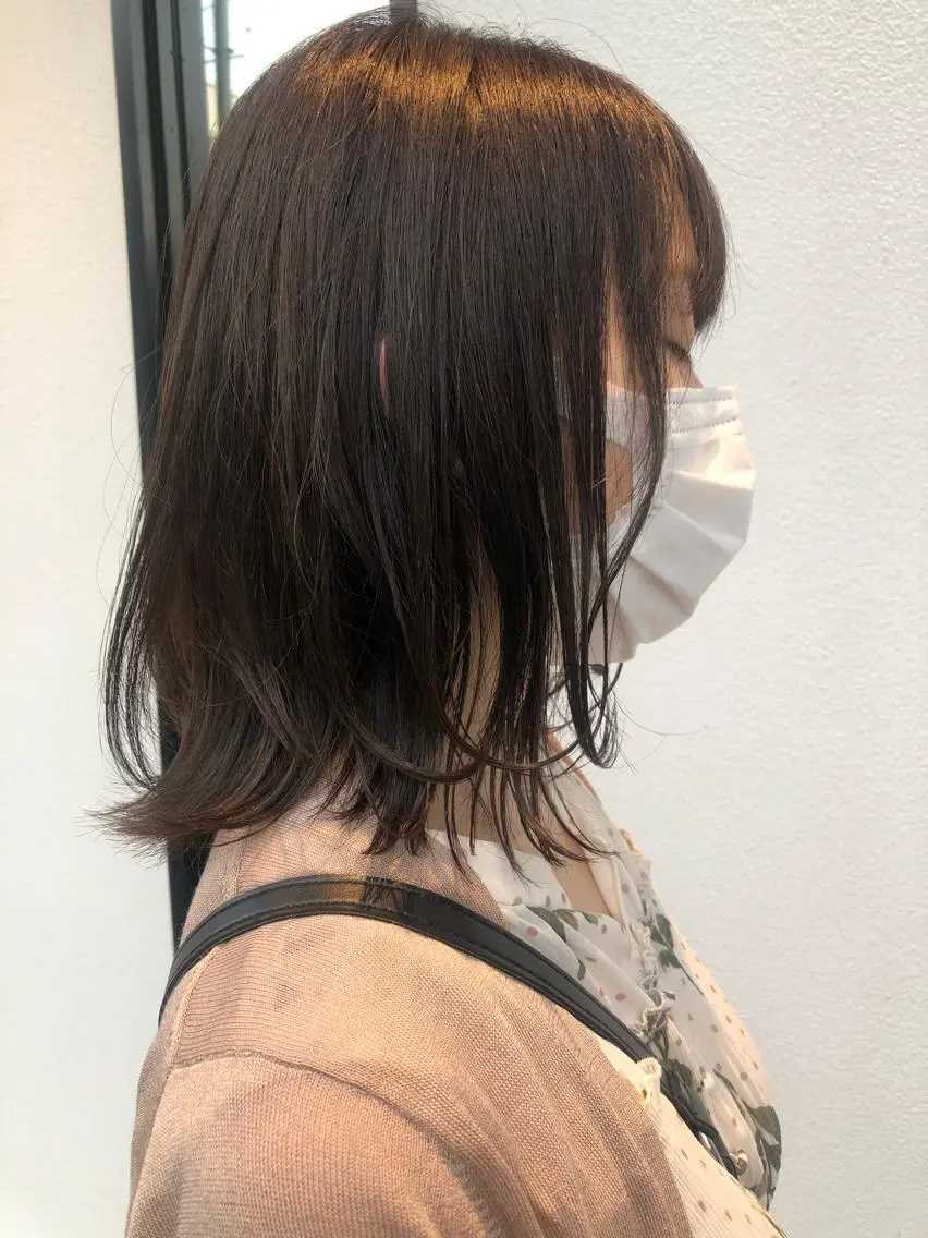 ミディアム カラー 🩰オリーブ/ ベージュ松本咲花🩰のヘアスタイル