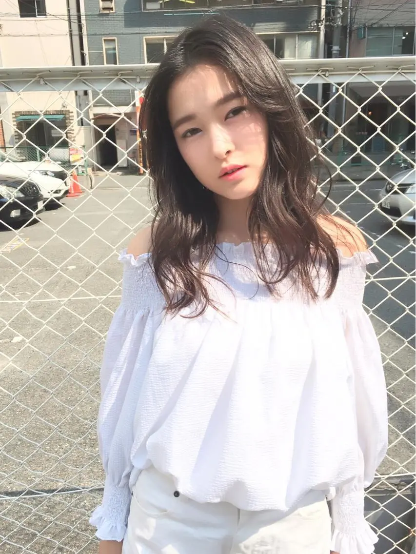 セミロング カラー ヘアアレンジ ピンクカラー 柔らか垢抜けｶﾗｰと ｶｯﾄ🫧ASUKAのヘアスタイル