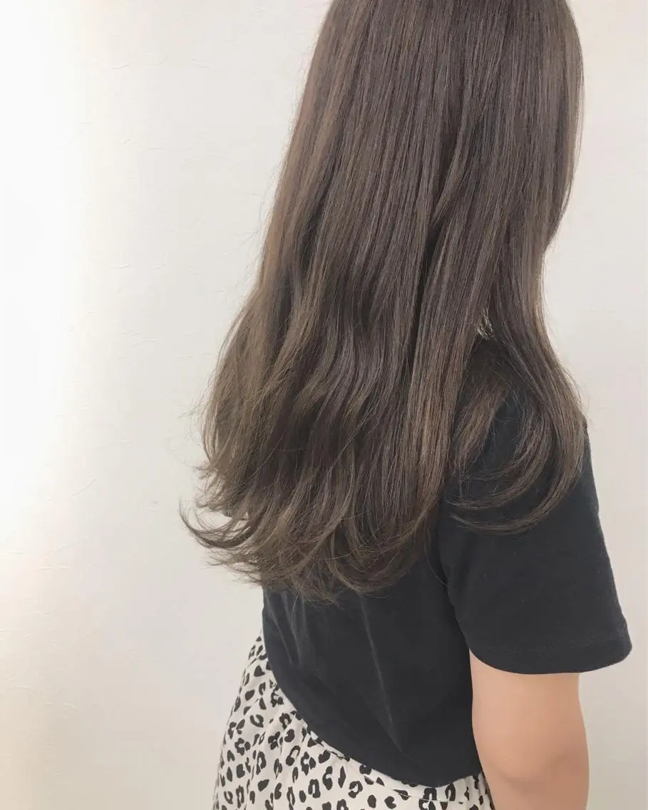 セミロング カラー ブラウンカラー ショコラブラウン 眉毛ワックス konomiの眉毛・アイブロウイメージ