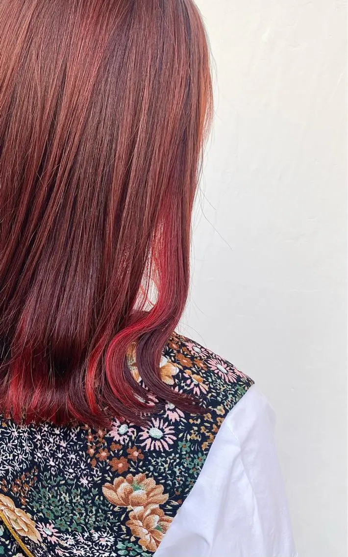 セミロング カラー インナーカラー ヘアカラー トリートメント 千 田のヘアスタイル