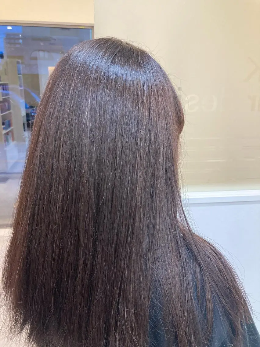 セミロング カラー 横山 香音のヘアスタイル