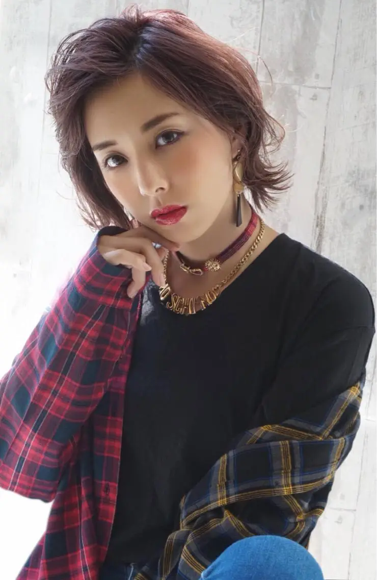 ショート カット ヘアカラー gran (グラン)のヘアスタイル