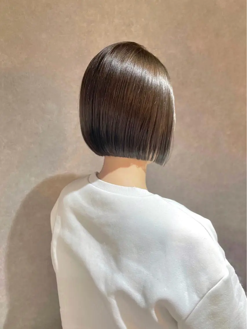 ショート 切りっぱなしボブ ボブ ✨受賞歴多数✨ボブ• ショート🕊藤原朋也のヘアスタイル