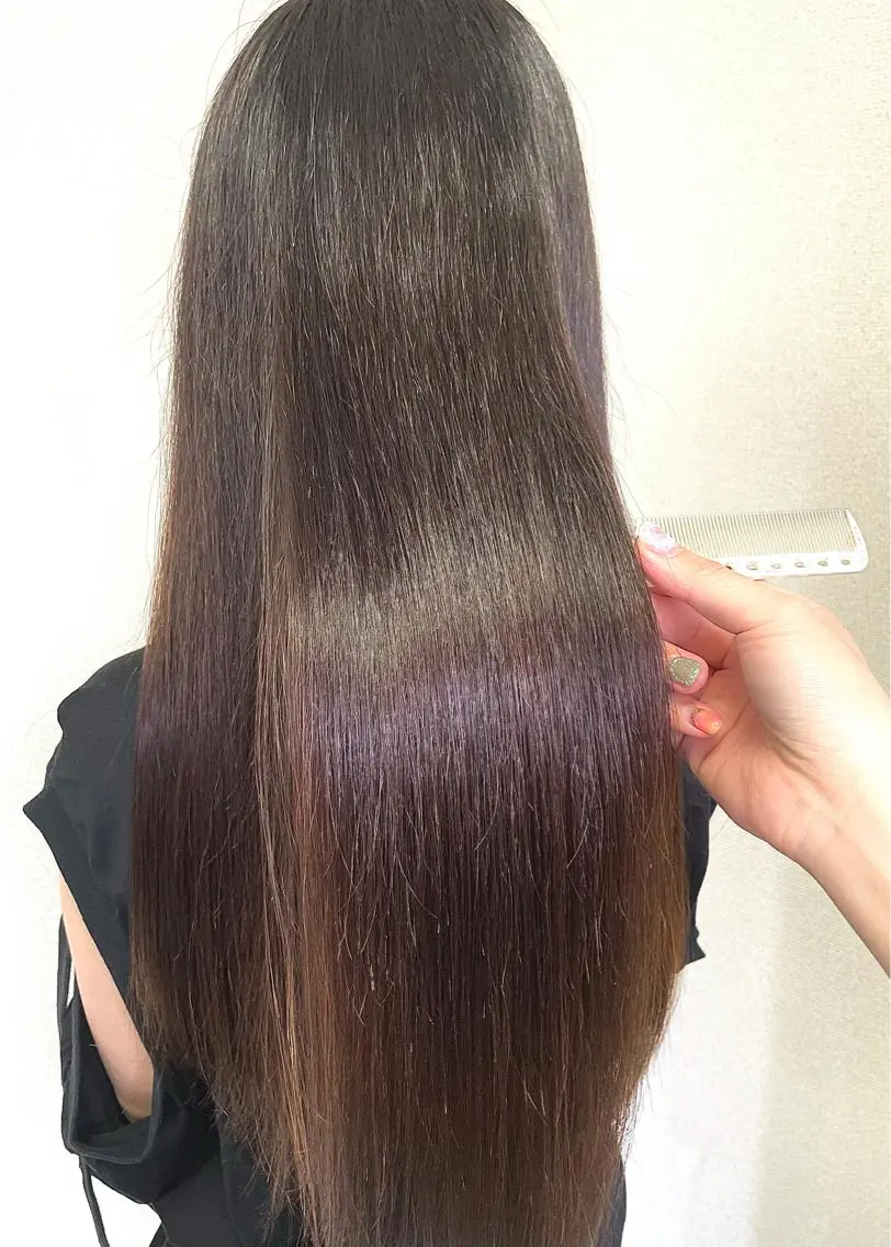 ロング 縮毛矯正 髪質改善お任せ ください♪ひとみのヘアスタイル