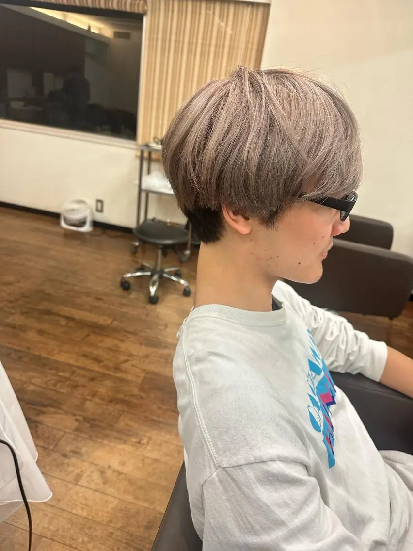 ショート カラー メンズ メンズブリーチ ブリーチ ヘアカラー トリートメント 🌸髪質改善🌸 Shuhei🗝♠のヘアスタイル