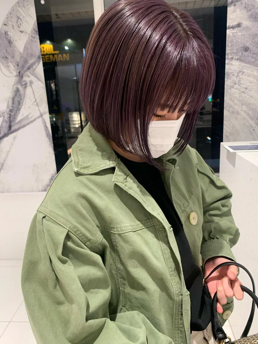ショート カラー パープルカラー ボブ ベージュ🤎透明感 カラー🤎anriのヘアスタイル