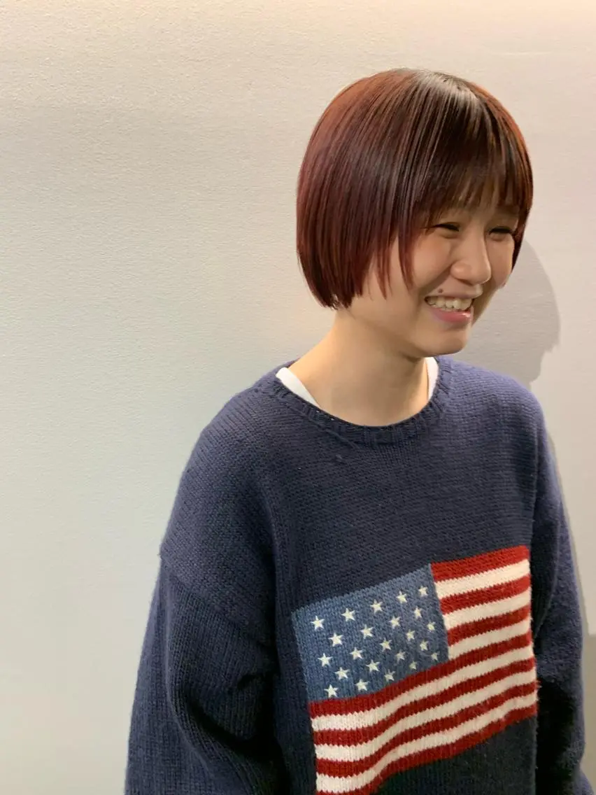 ショート カット トリートメント SAKINO ベージュカラーのヘアスタイル