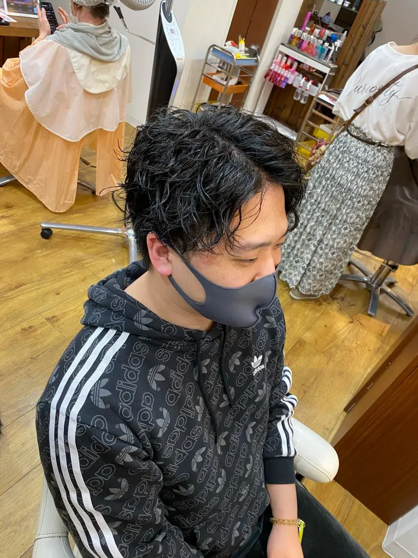 ミディアム パーマ メンズ 原田 涼矢のヘアスタイル