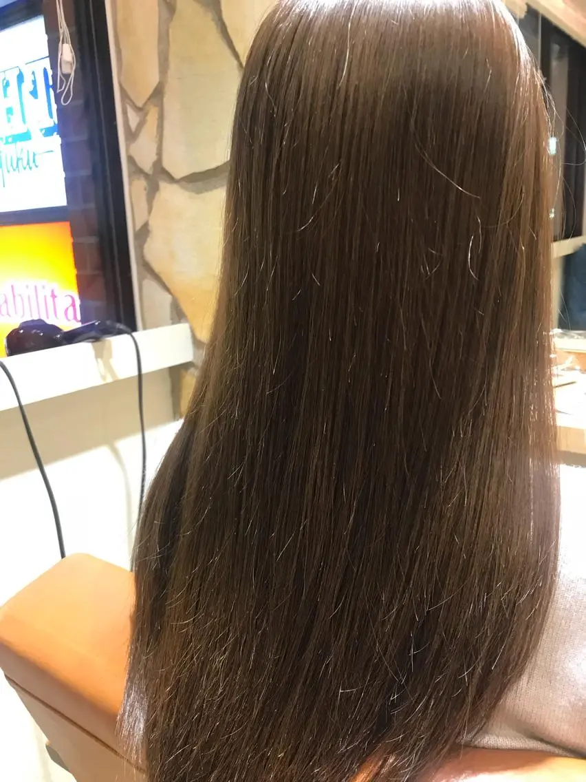 セミロング カラー イルミナカラー 色気レイヤー& ショートはお任せ🌟のヘアスタイル