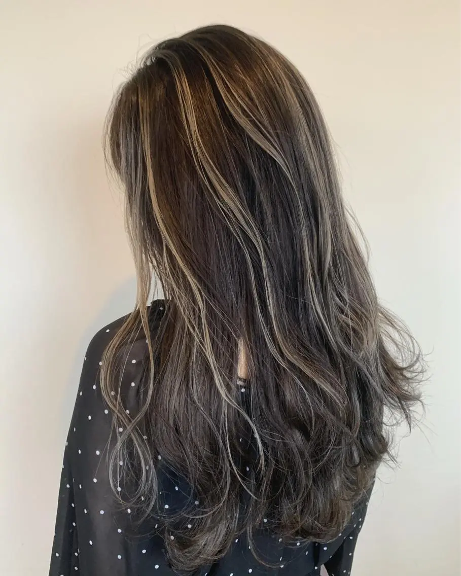 ロング カラー 柔らかな縮毛矯正 透明感カラー💫のヘアスタイル