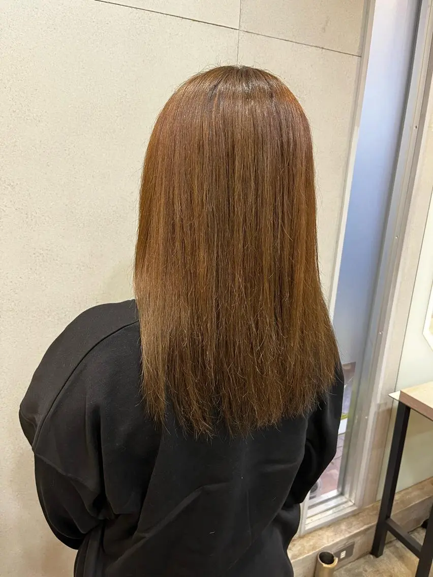ミディアム おせ ちさとのヘアスタイル