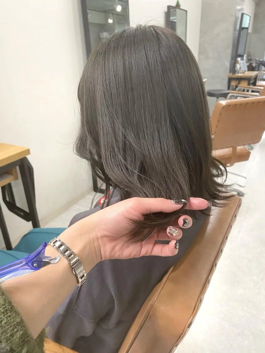 ミディアム カラー ヘアアレンジ 🌷FUKA🌷 まろやかハイトーンのヘアスタイル