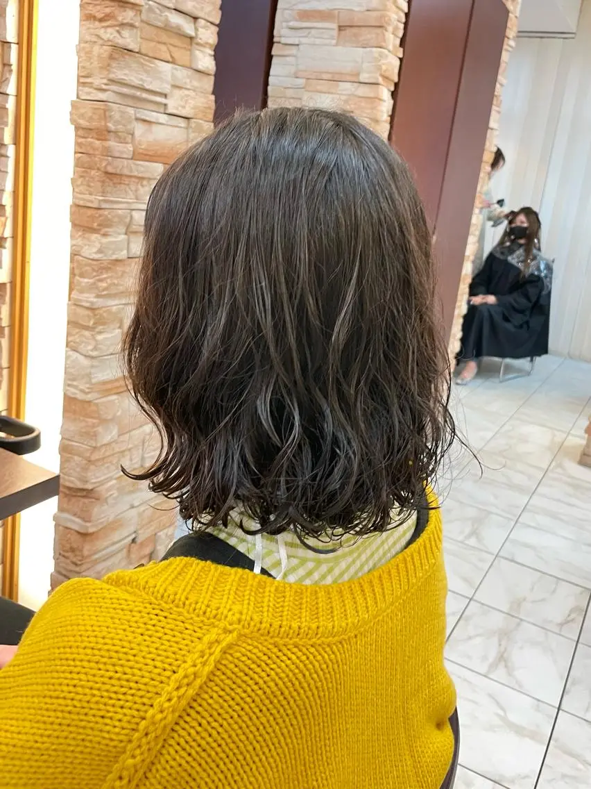 ミディアム カット パーマ 新籾 尚哉のヘアスタイル
