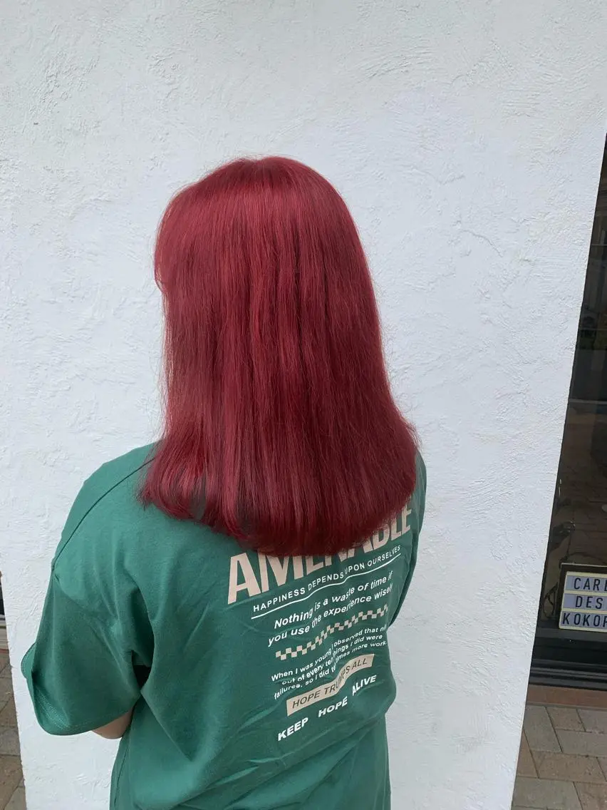 セミロング カラー ブリーチ ピンクカラー バイオレットカラー 艶髪レイヤー上田 紗也🇰🇷💗のヘアスタイル