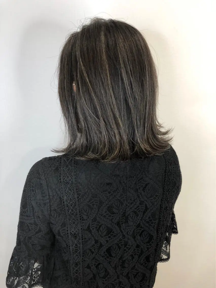 ミディアム カラー カット ヘアカラー トリートメント Lien 深井店のヘアスタイル