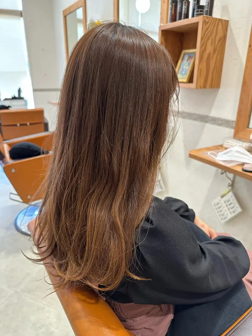 ロング カット ヘアカラー トリートメント 式部 由美子のヘアスタイル