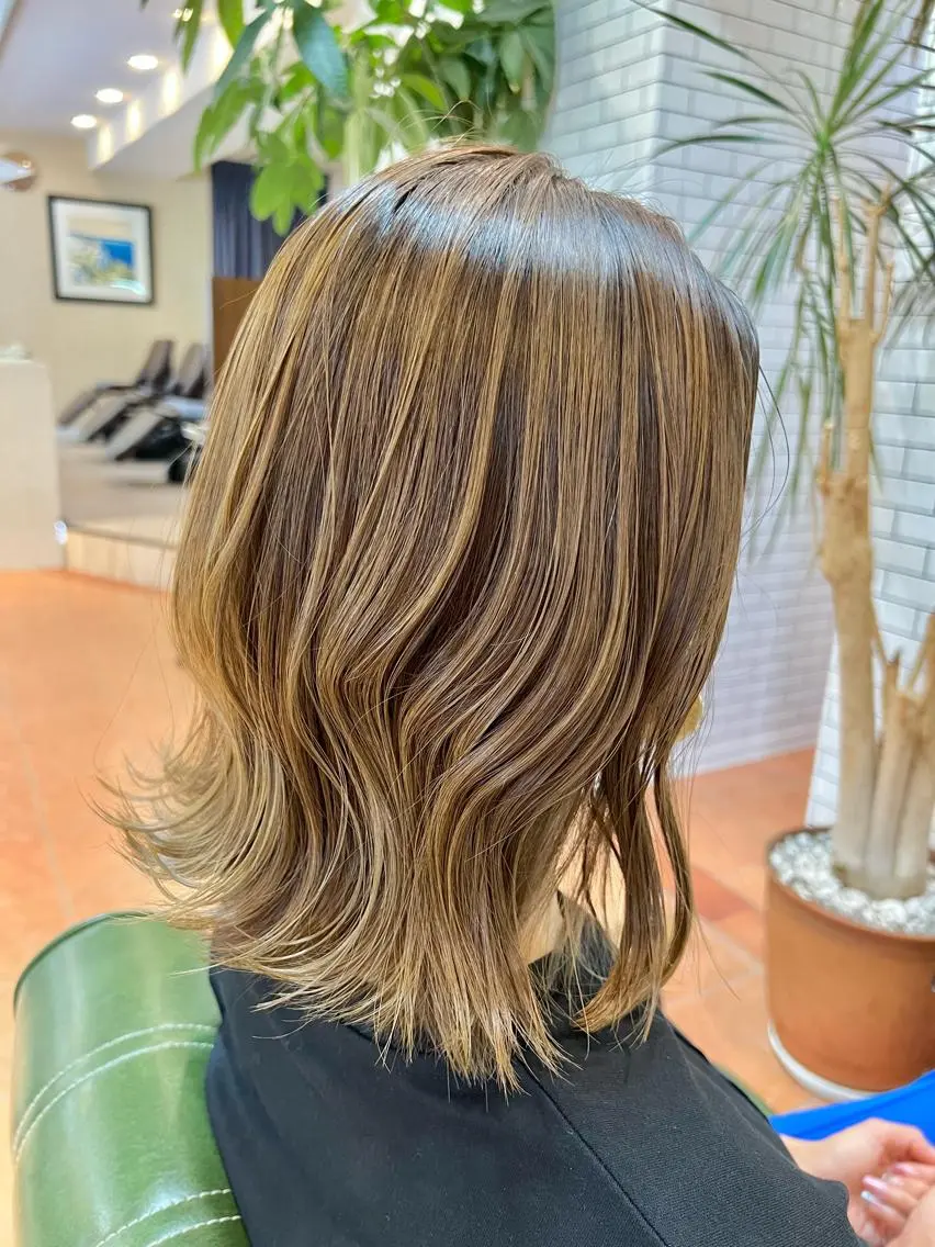 ミディアム カラー ヘアカラー 石井 佑樹のヘアスタイル