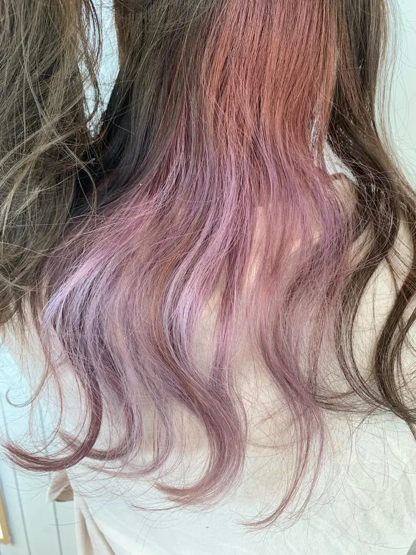 カラー 森 莉子のヘアスタイル
