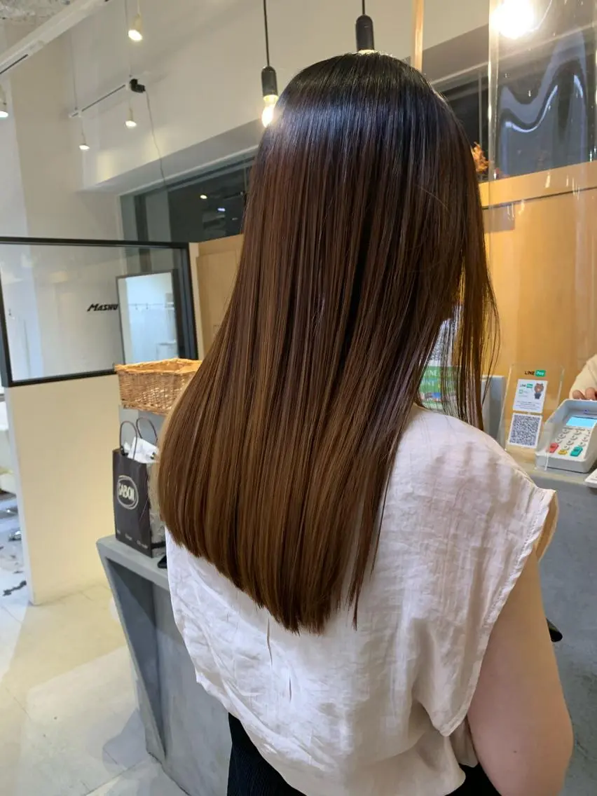 ロング 髪質改善 トリートメント 伊藤 陽のヘアスタイル