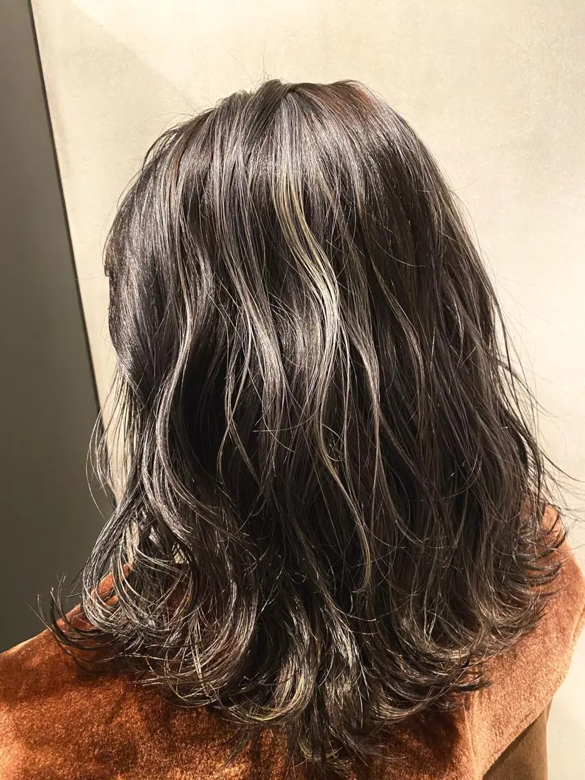 ミディアム ハイライト THINK SHOP KANTAのヘアスタイル