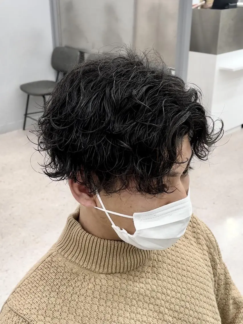 ショート 京都河原町 メンズパーマ助川龍哉のヘアスタイル