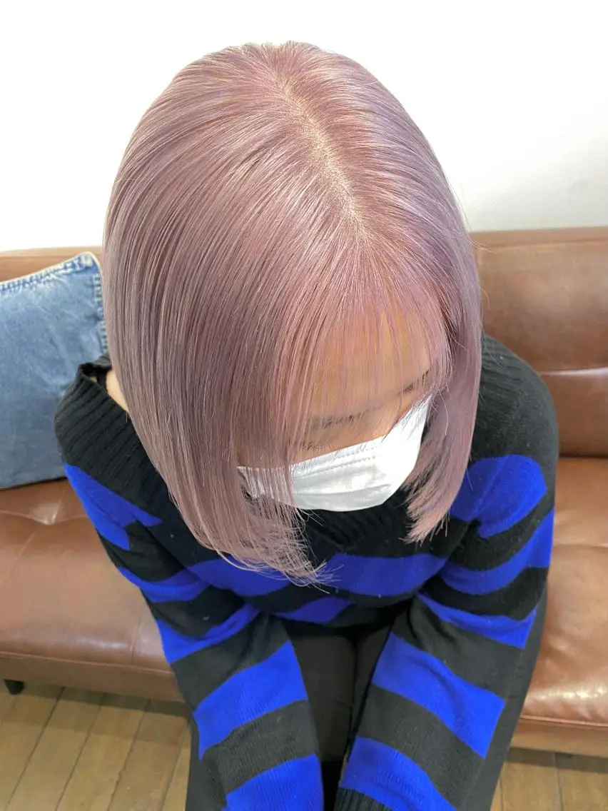 セミロング ヘアカラー fand AKANE のヘアスタイル
