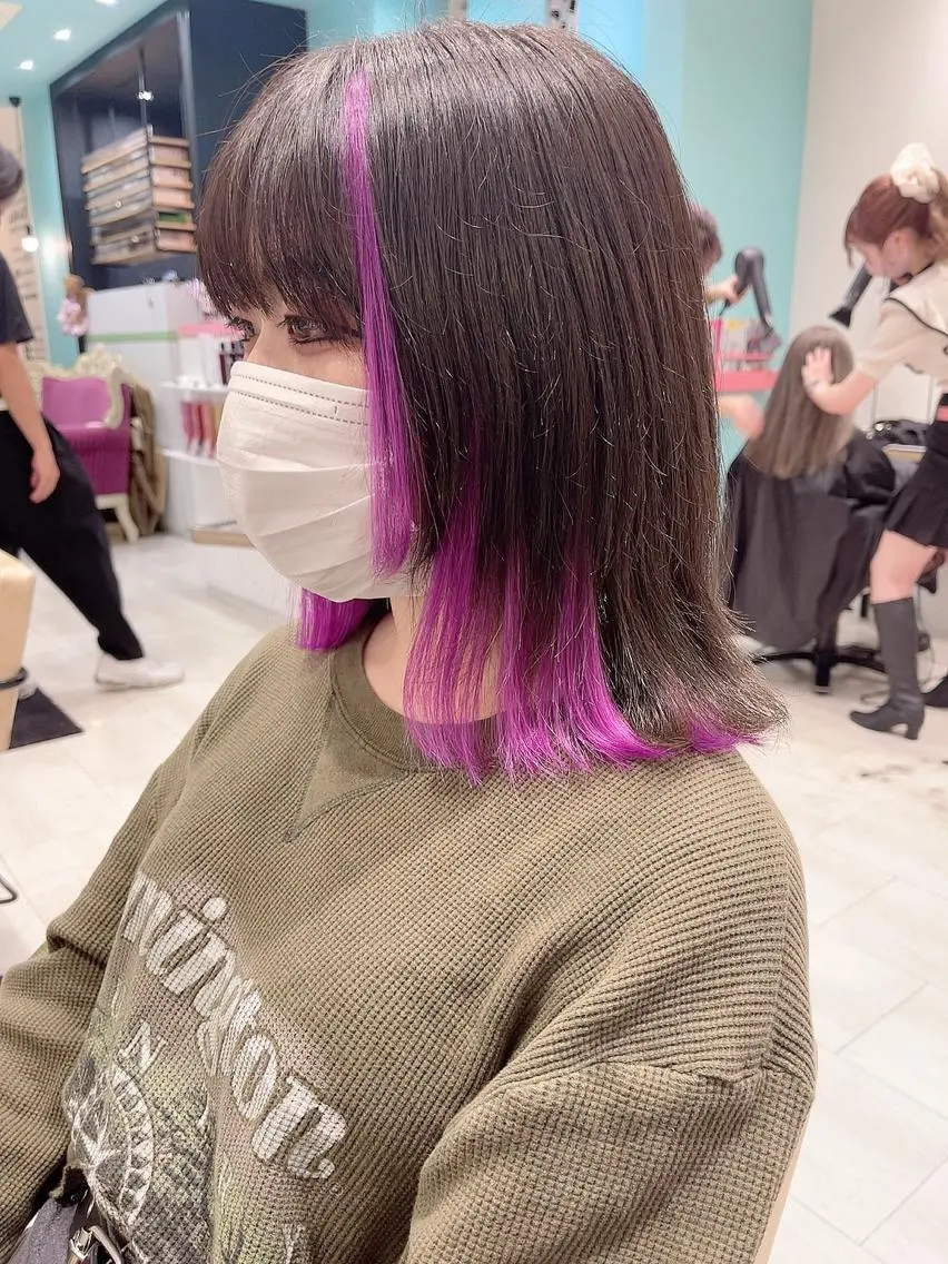 ミディアム カラー パープルカラー エクステ エクステ インナーエクステ渋谷 🦋KAJIのヘアスタイル