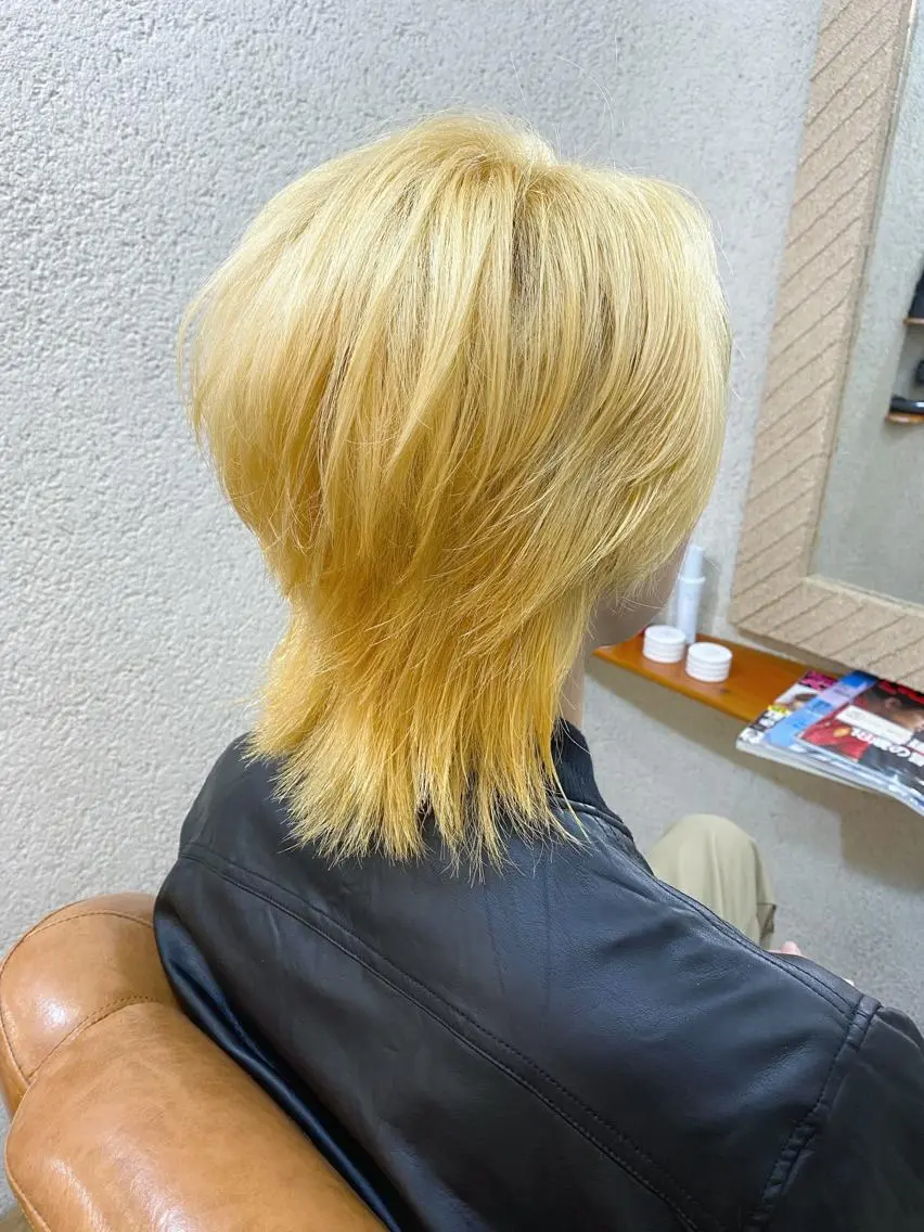 ショート メンズ メンズブリーチ メンズウルフカット ウルフカット 藤野 陵平のヘアスタイル