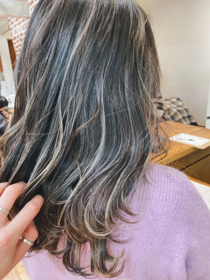 ミディアム カラー ハイライトカラー ハイライト メンズカット特化柏駅 徒歩3分LOUのヘアスタイル