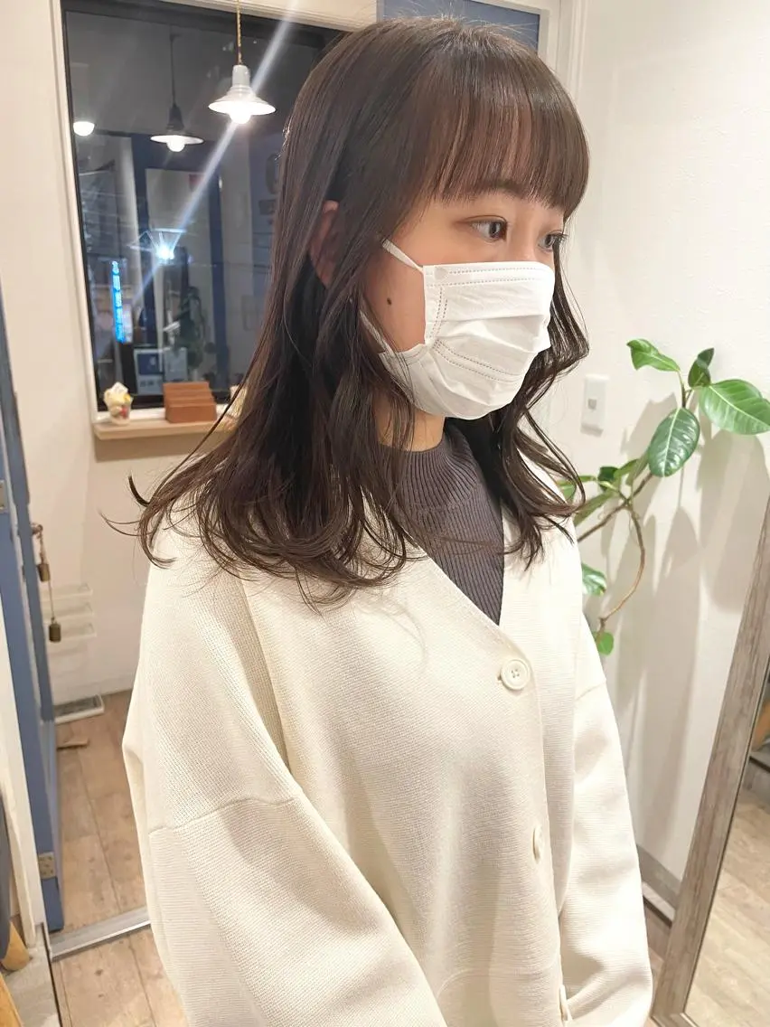 セミロング カラー ベージュカラー ブリーチ ブラウンカラー チョコレートブラウン 透明感カラー 🩰オリーブ/ ベージュ松本咲花🩰のヘアスタイル