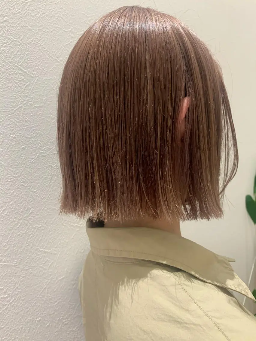 ショート カラー ベージュカラー ピンクカラー カット ヘアカラー トリートメント hubhair レイヤー/透明感のヘアスタイル
