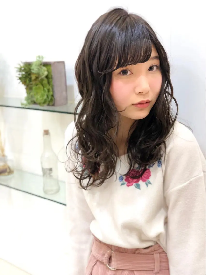 セミロング カラー アッシュ グレージュ レイヤーカット ディレクター ノナカのヘアスタイル