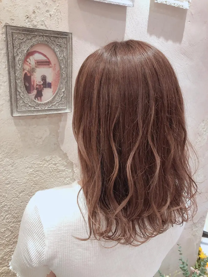 ミディアム 似合わせカット カット ヘアカラー トリートメント 代表山口ひな 髪質改善のプロのヘアスタイル