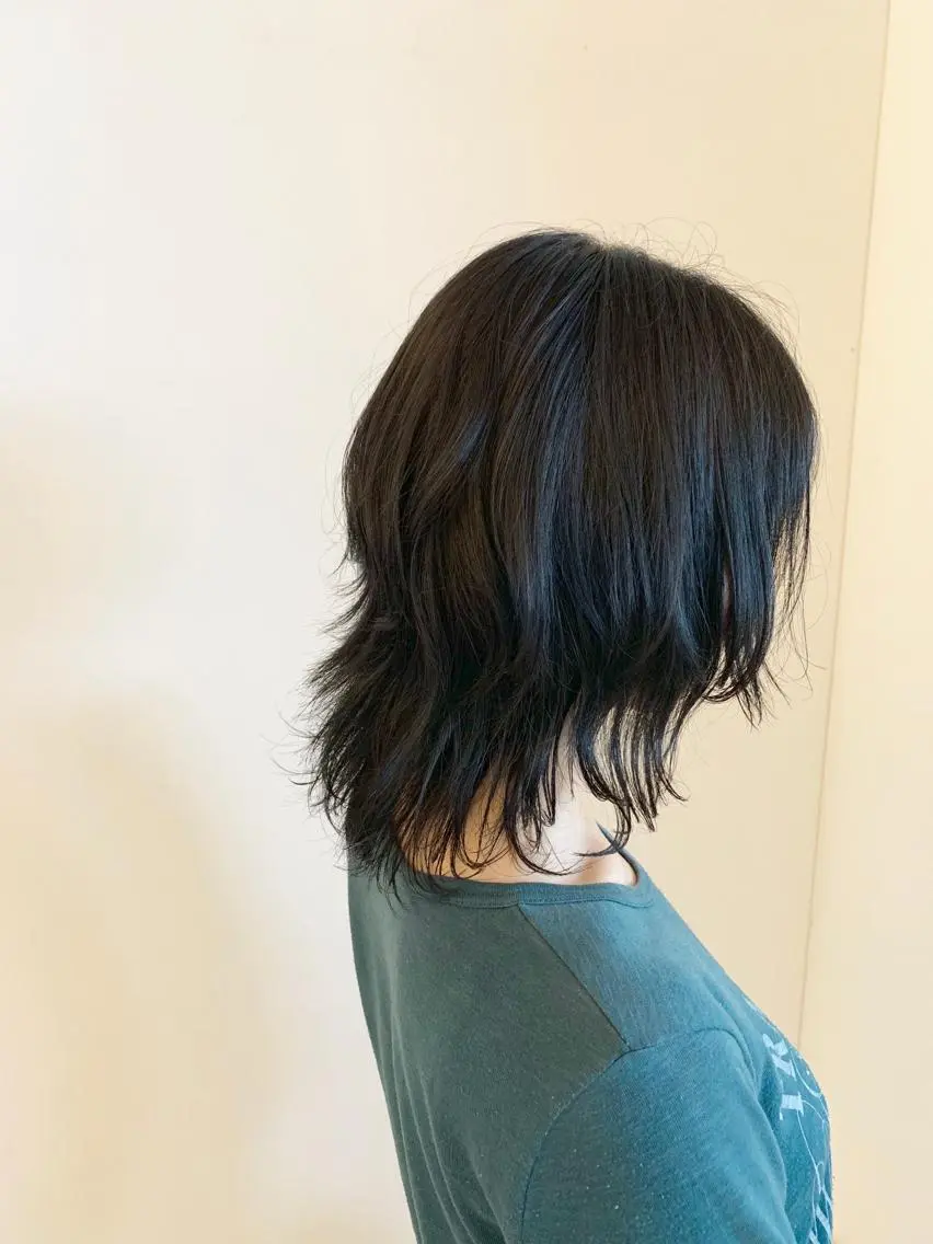 ミディアム レイヤーカット ウルフカット ウルフレイヤー 早稲田/ショート/ 髪質改善/艶カラーのヘアスタイル