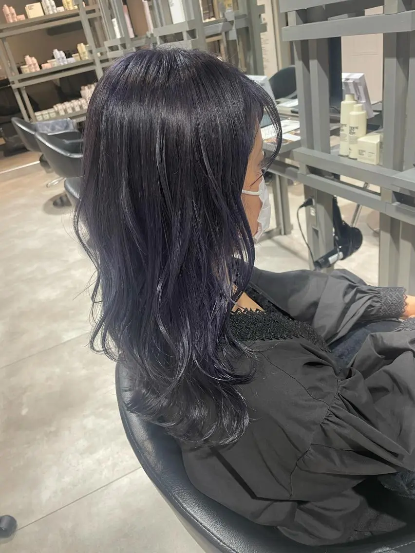 ミディアム カラー ブルーカラー ブルーバイオレット バイオレットカラー ブリーチ👩‍🦳/ ‪✂︎MANAMIのヘアスタイル