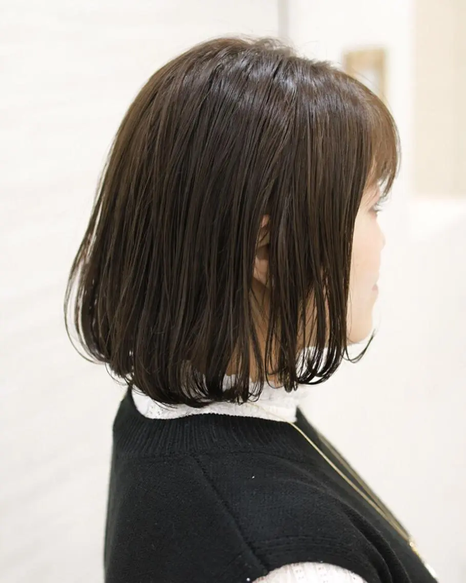ミディアム カラー ブルーカラー ブルージュ カット ヘアカラー トリートメント 斉藤 貴也のヘアスタイル