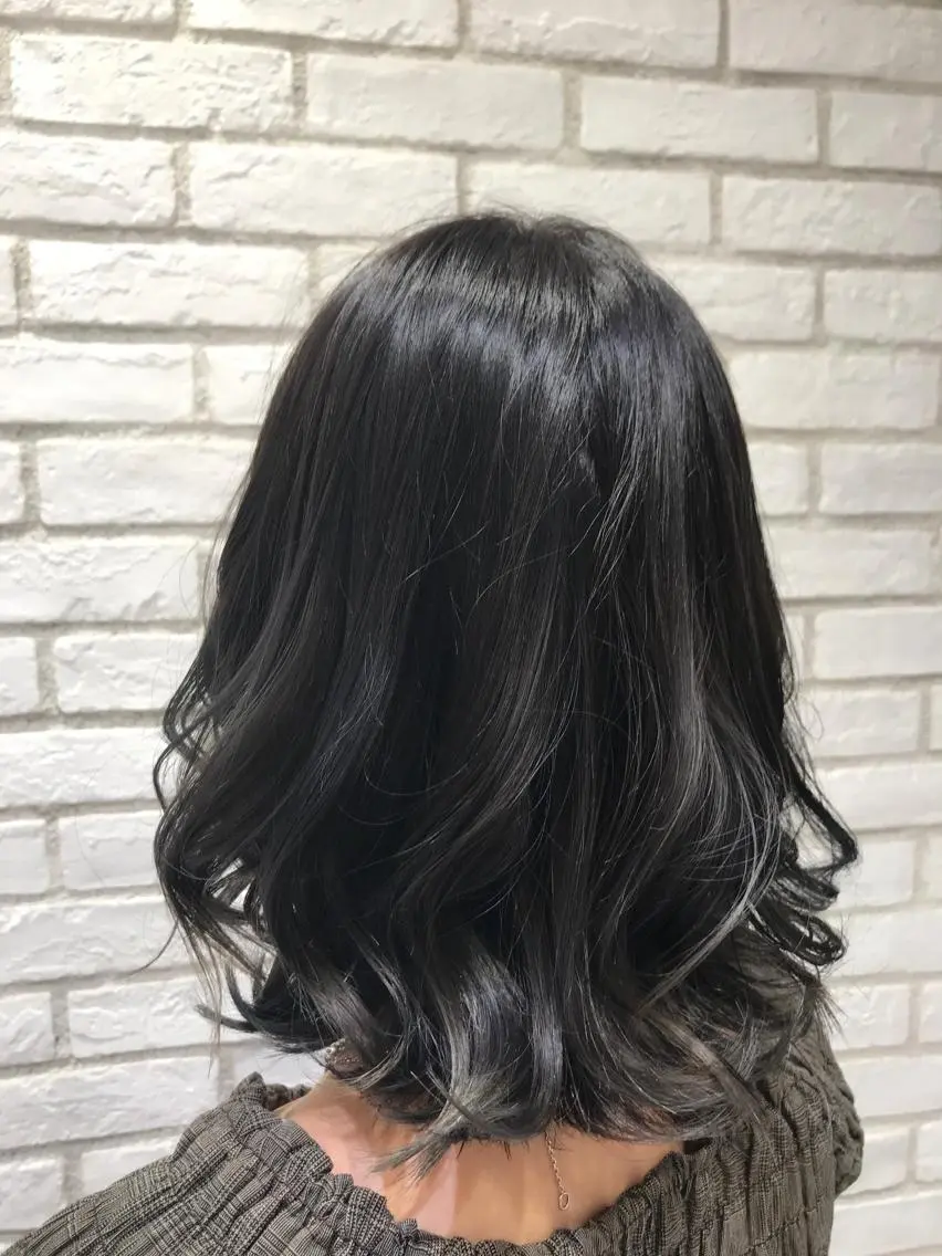 ショート カラー ブリーチ グレージュ Ash 戸田公園店のヘアスタイル
