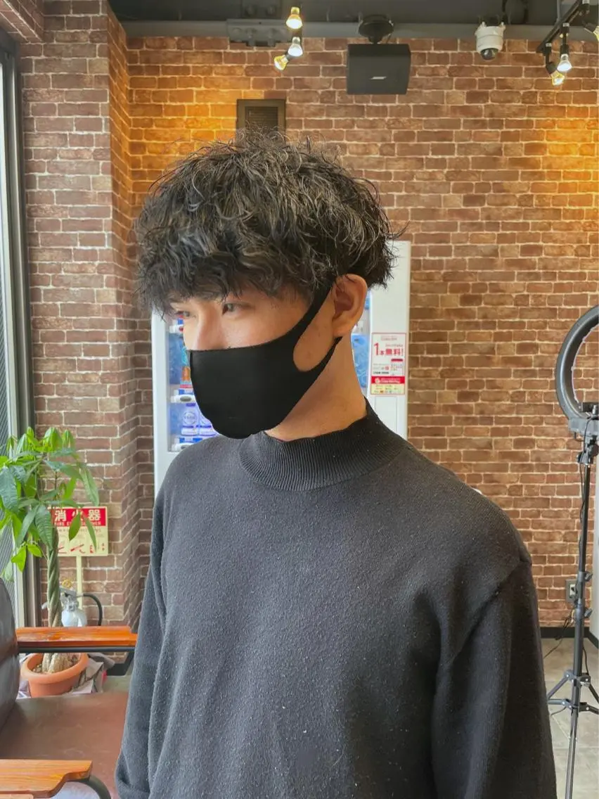 ショート パーマ メンズ レイヤーカット/髪質 改善/矯正🤍吉田のヘアスタイル