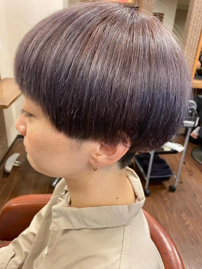 ショート カラー liL hair サトウリョウタのヘアスタイル